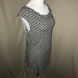 Great Northwest Sleeveless Blouse